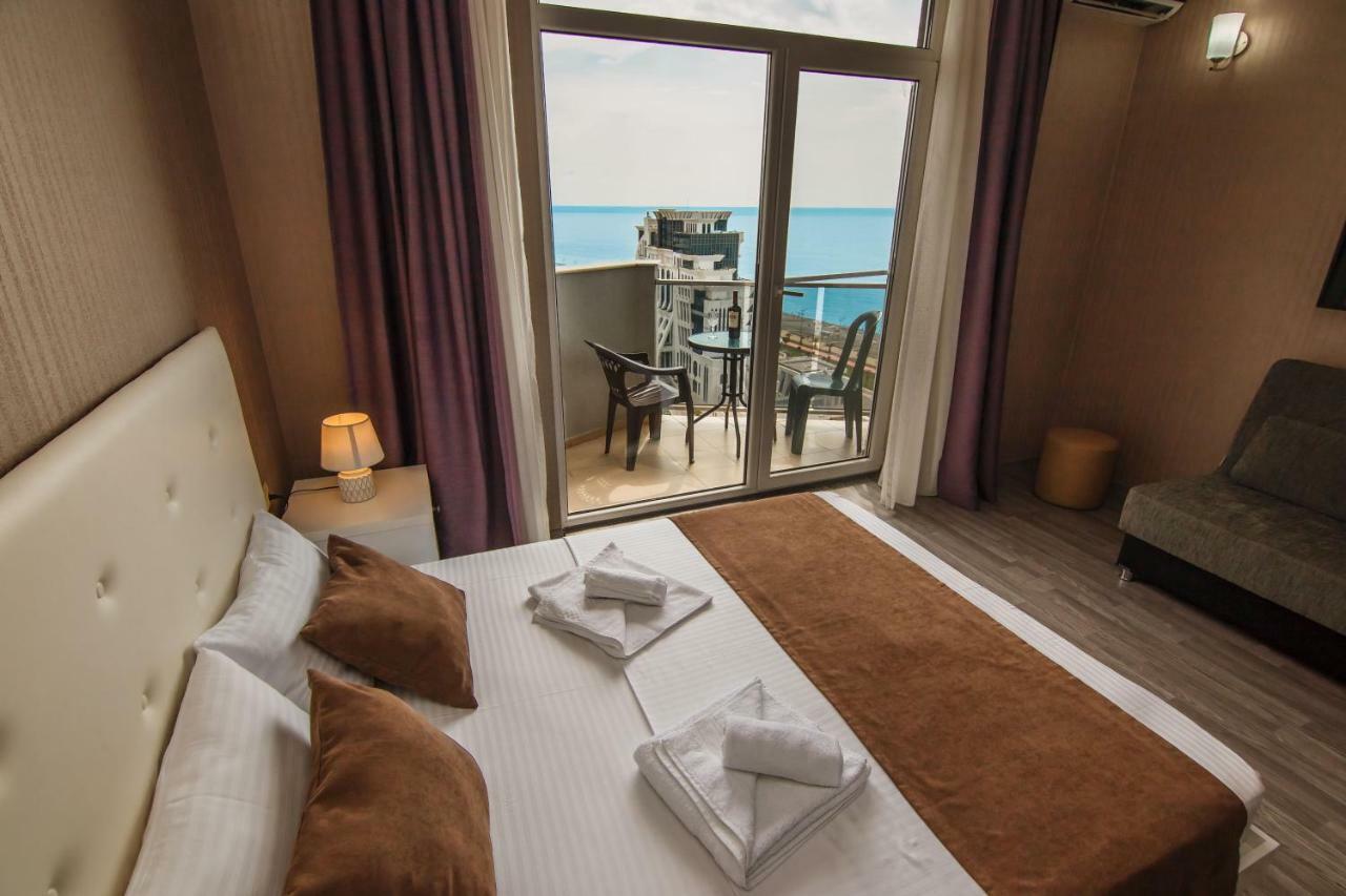 Sea Towers Lux 17-05 Apartment Batumi Bagian luar foto