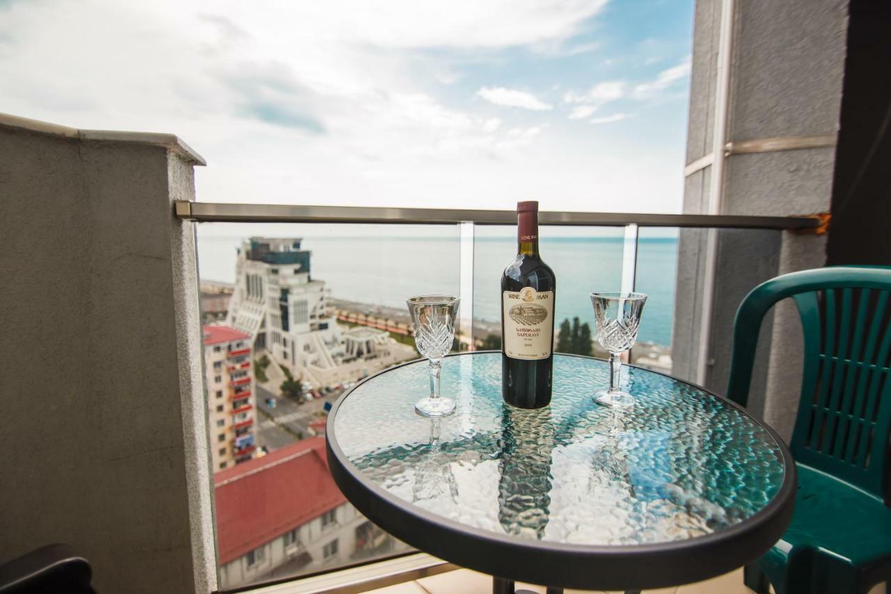 Sea Towers Lux 17-05 Apartment Batumi Bagian luar foto